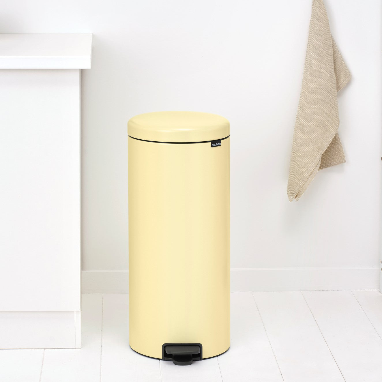 Brabantia New Icon Single Compartment 30L Kitchen Pedal Bin - Mellow Yellow