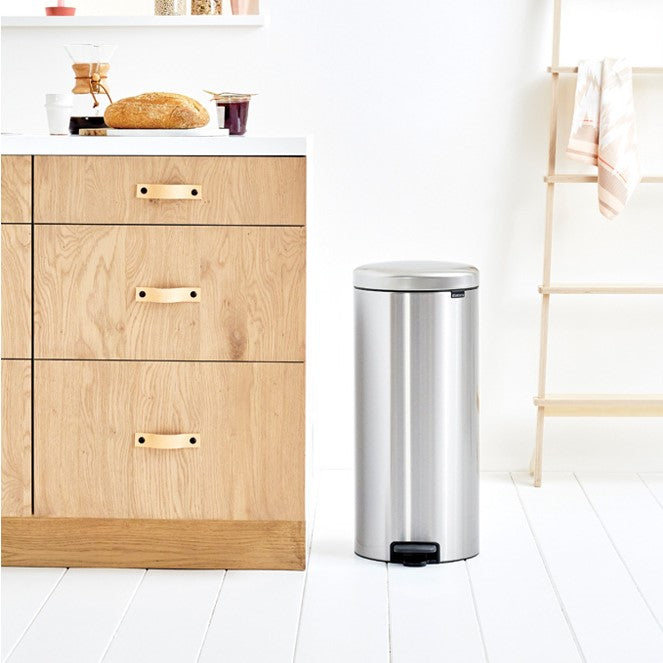 Brabantia New Icon Single Compartment 30L Kitchen Pedal Bin - Matt Fingerprint Proof Steel