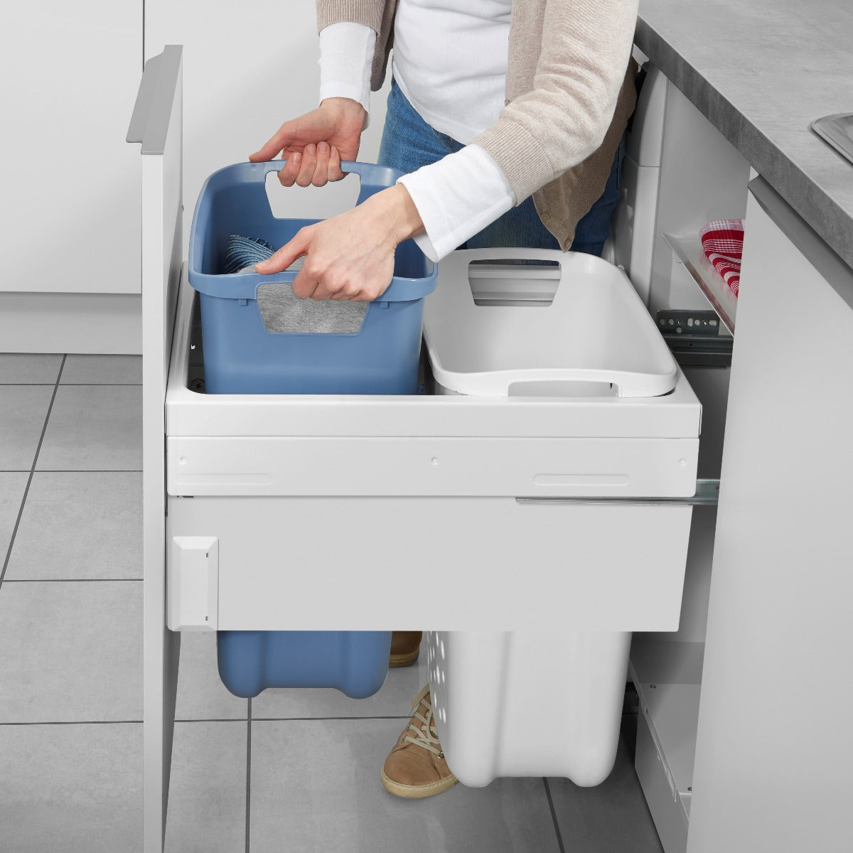 Hailo 2 Compartment Built in Laundry Bin 66L 500mm Door