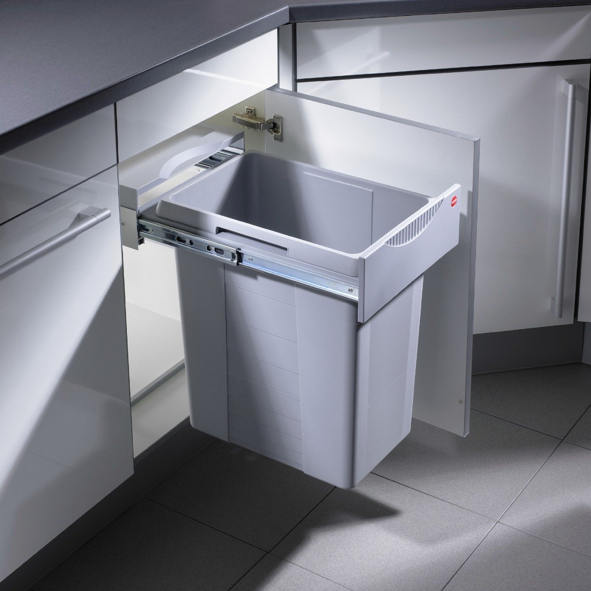 Hailo Easy Cargo Single Compartment 42L Built-in Bin: 400mm Door