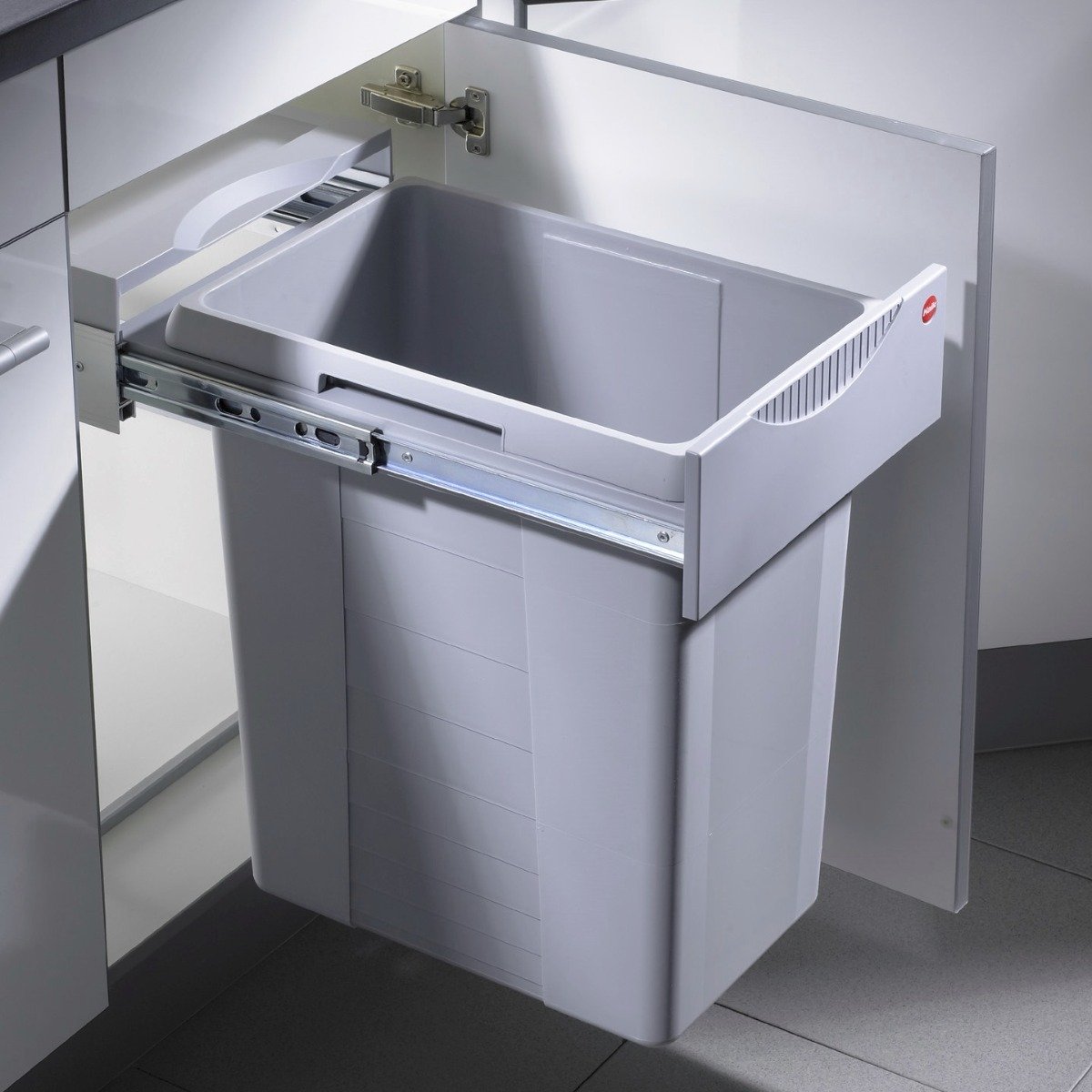 Hailo Easy Cargo single compartment 42 Litre in-cupboard kitchen bin for 400mm wide hinged door cabinet 502.HL70.520