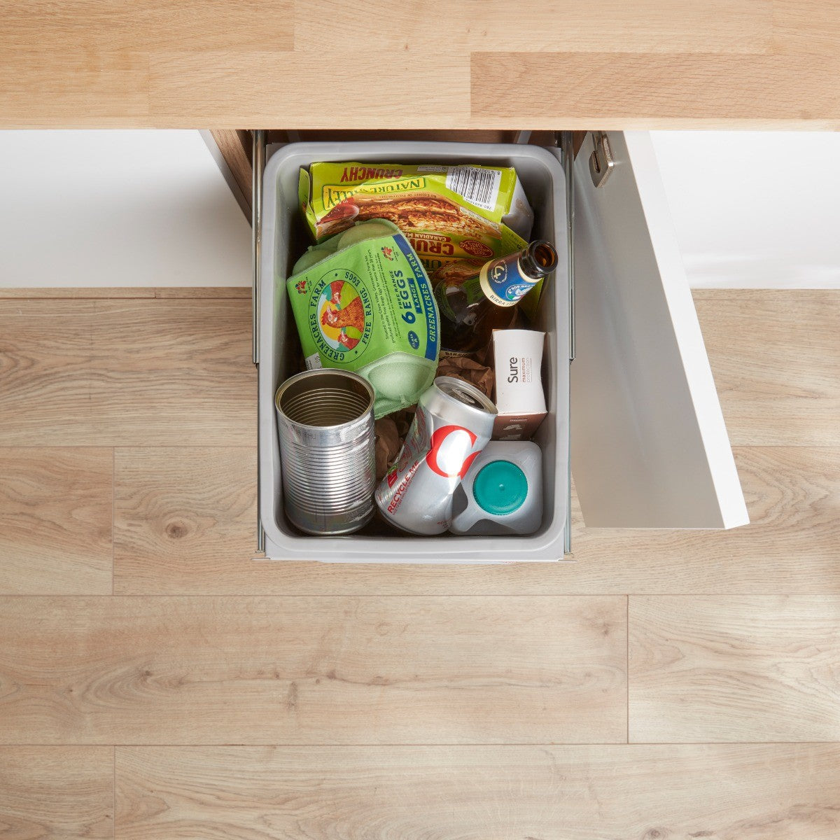 Wesco Bio Single Compartment 26L Pull-out Bin: 300mm Door